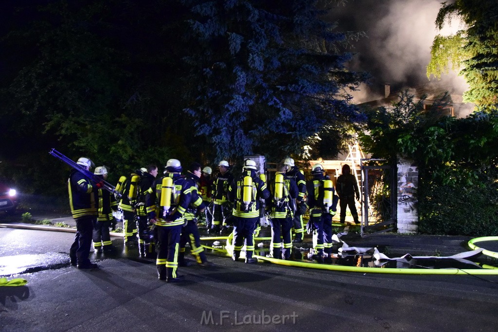 Grossfeuer Einfamilienhaus Siegburg Muehlengrabenstr P0314.JPG - Miklos Laubert